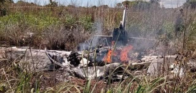 巴西球队遭遇坠机事故，球队5人和机师都不幸身亡